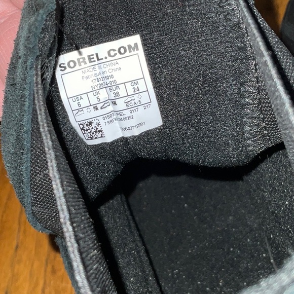 NWT Sorel Youth Cheyanne II Chelsea Snow Boot. Warm Winter Waterproof Boot. 6Y - Picture 7 of 10